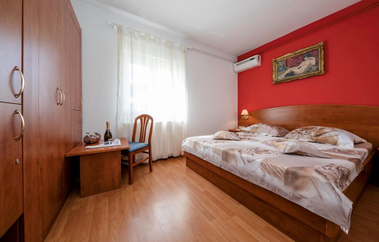 Apartment Dominik 2874 Palit Εξωτερικό φωτογραφία