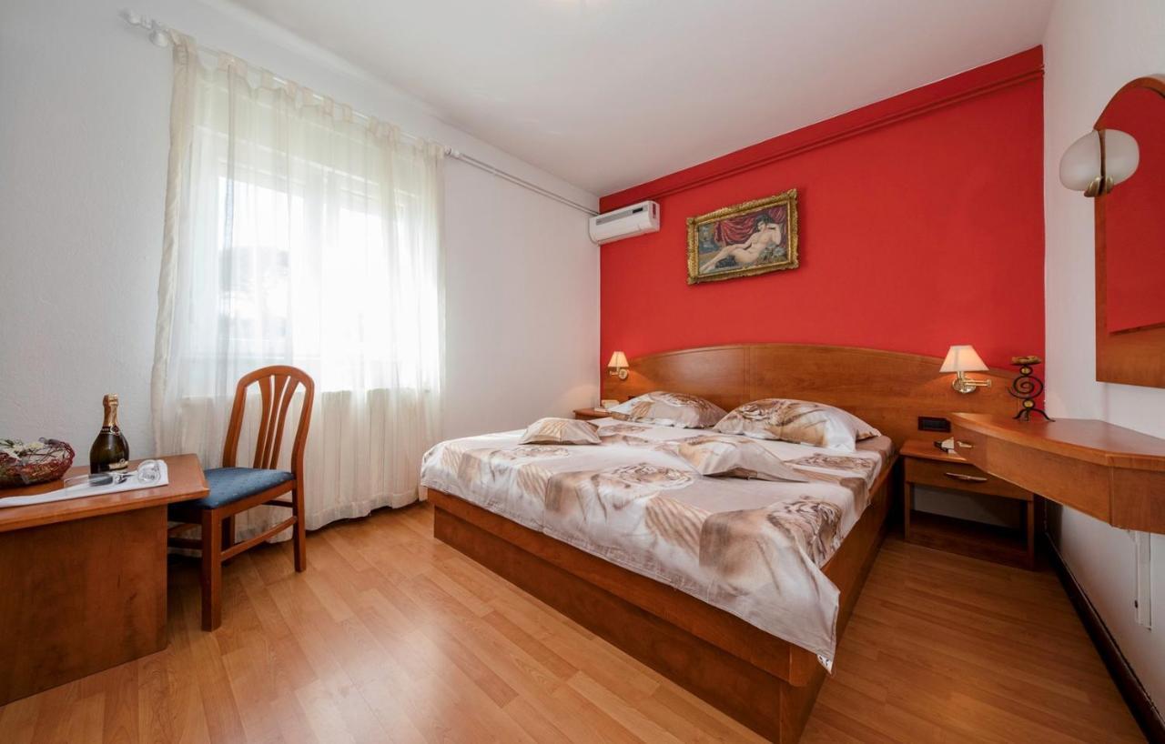 Apartment Dominik 2874 Palit Εξωτερικό φωτογραφία
